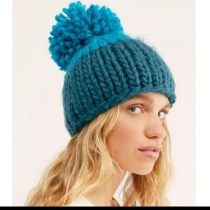 💙Free People Beanie